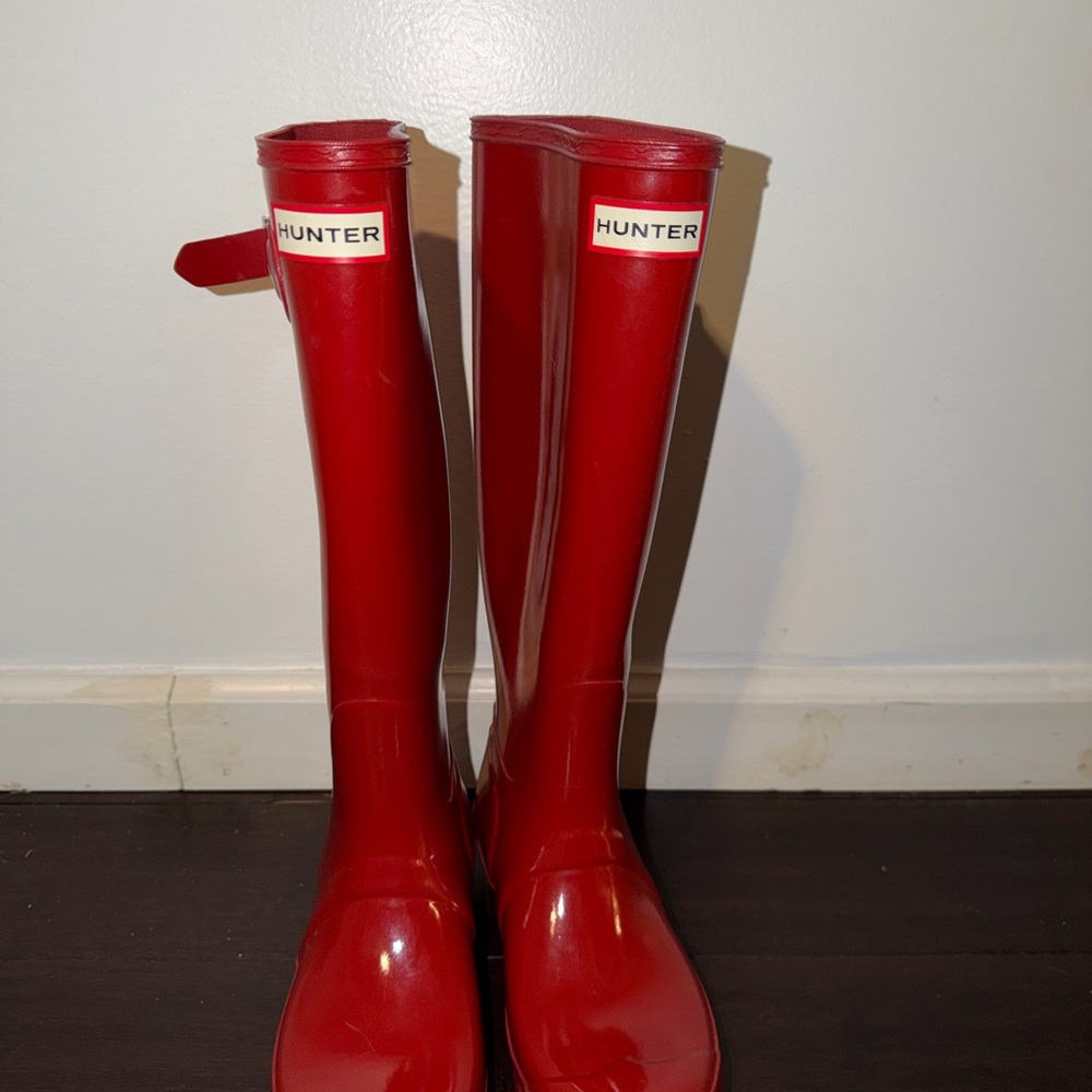 Hunter Glossy Red Tall Boots